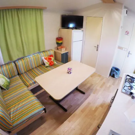 Suzy Holiday park